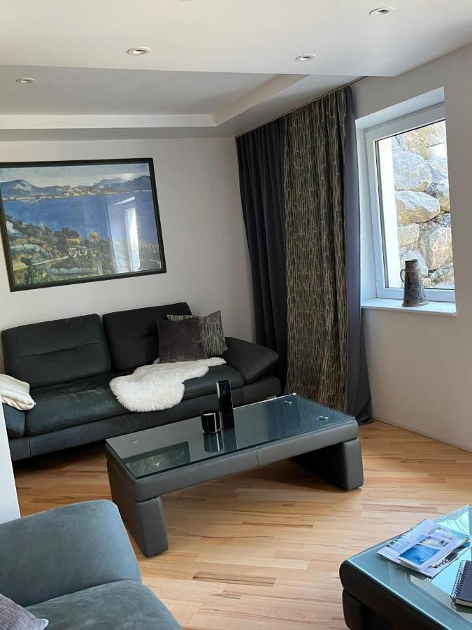 Moderne, Ruhige Ferienwohnung , Ideal Zum Abschalten Hadamar Luaran gambar