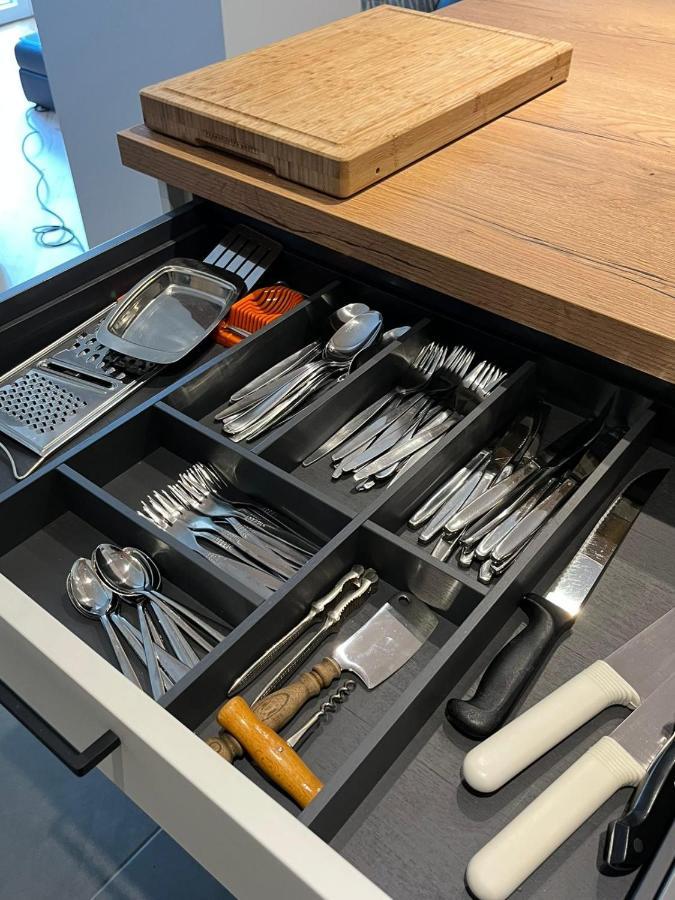 Moderne, Ruhige Ferienwohnung , Ideal Zum Abschalten Hadamar Luaran gambar