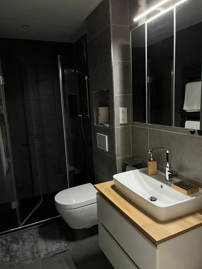 Moderne, Ruhige Ferienwohnung , Ideal Zum Abschalten Hadamar Luaran gambar