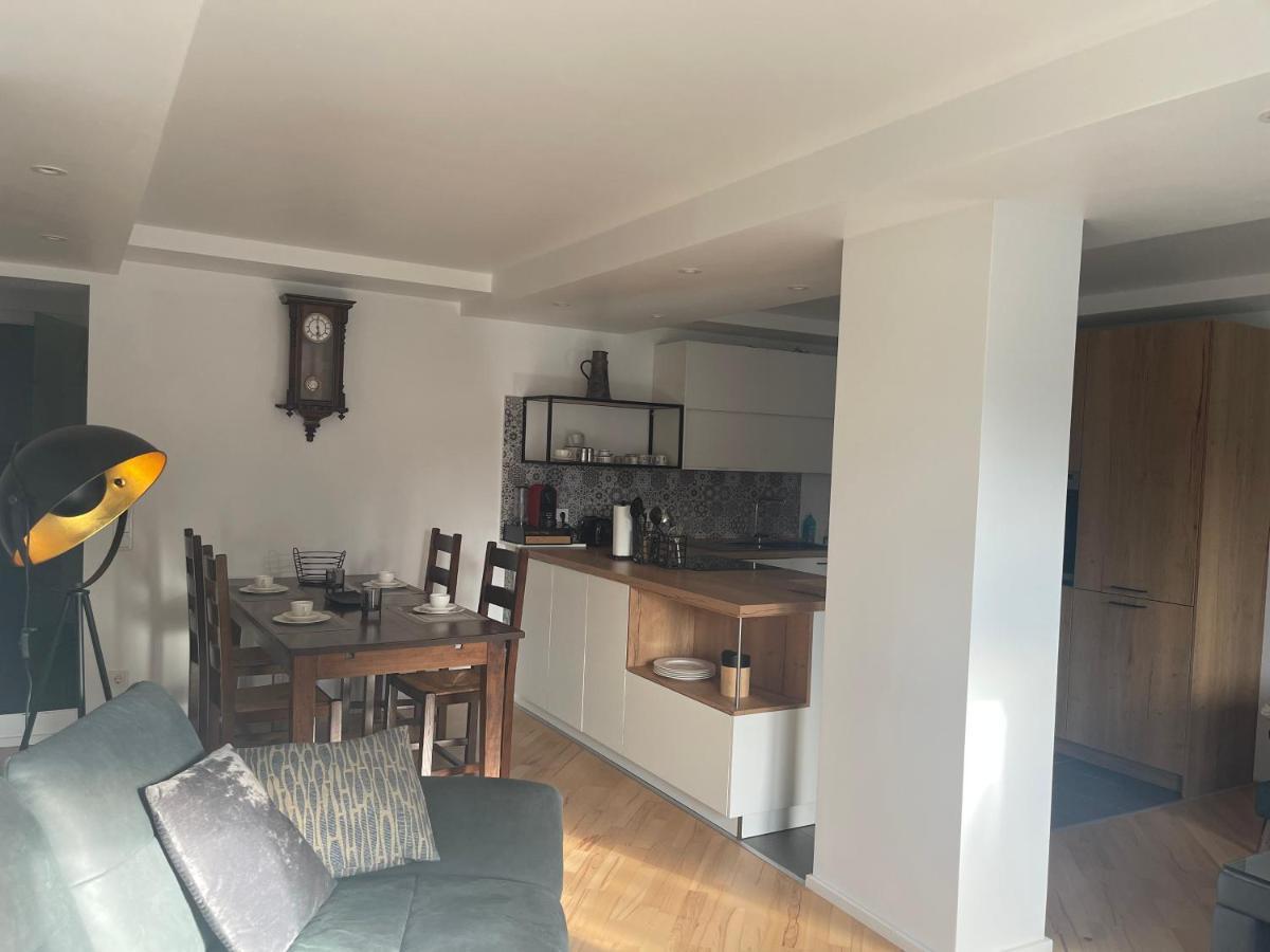 Moderne, Ruhige Ferienwohnung , Ideal Zum Abschalten Hadamar Luaran gambar