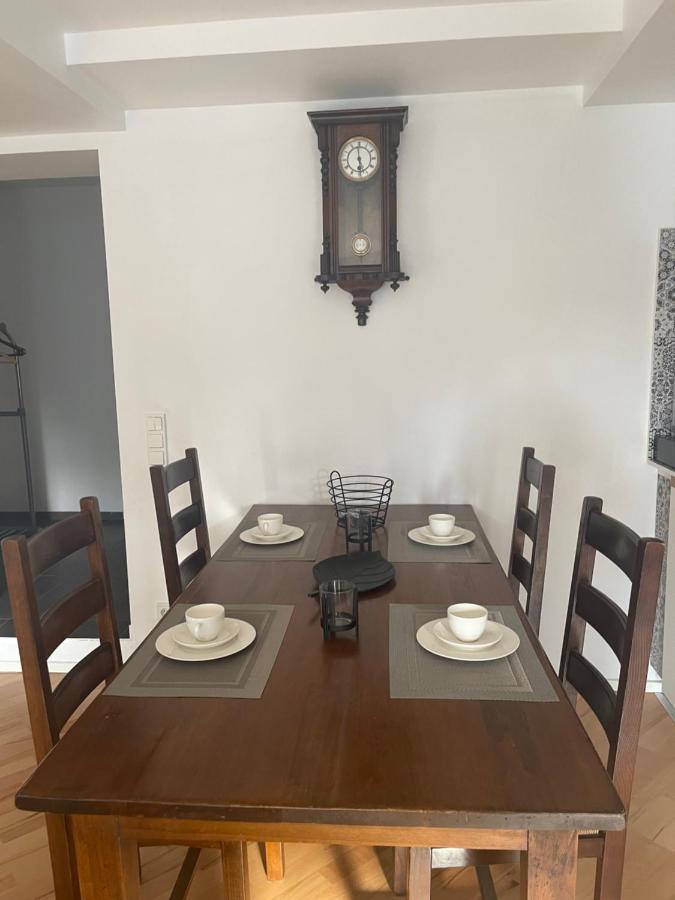 Moderne, Ruhige Ferienwohnung , Ideal Zum Abschalten Hadamar Luaran gambar
