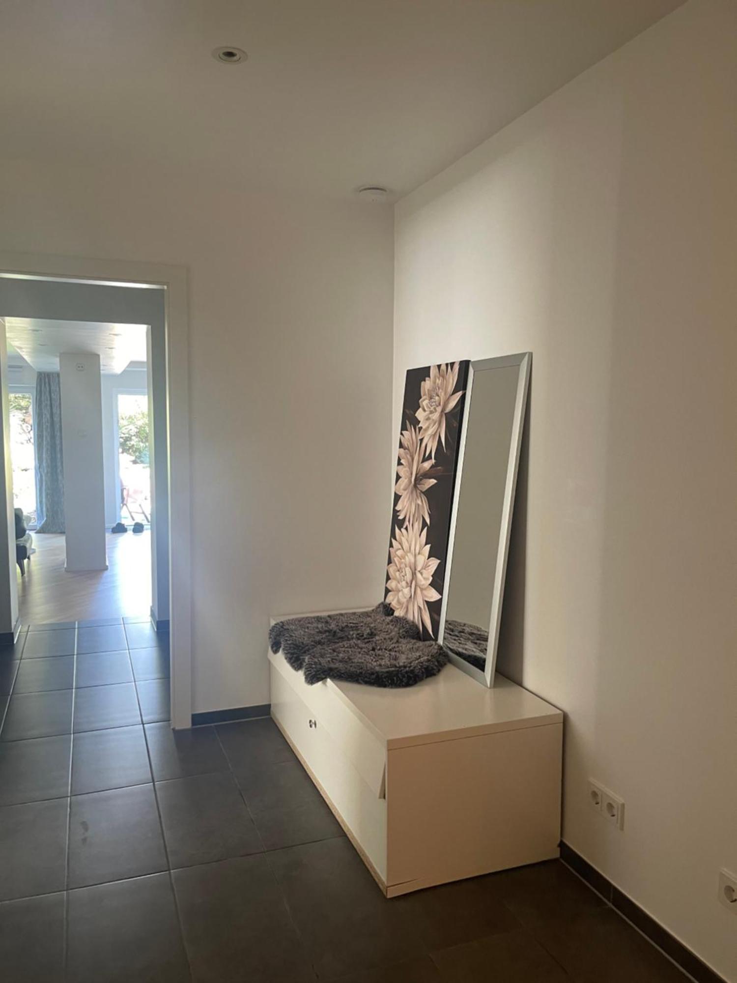 Moderne, Ruhige Ferienwohnung , Ideal Zum Abschalten Hadamar Luaran gambar