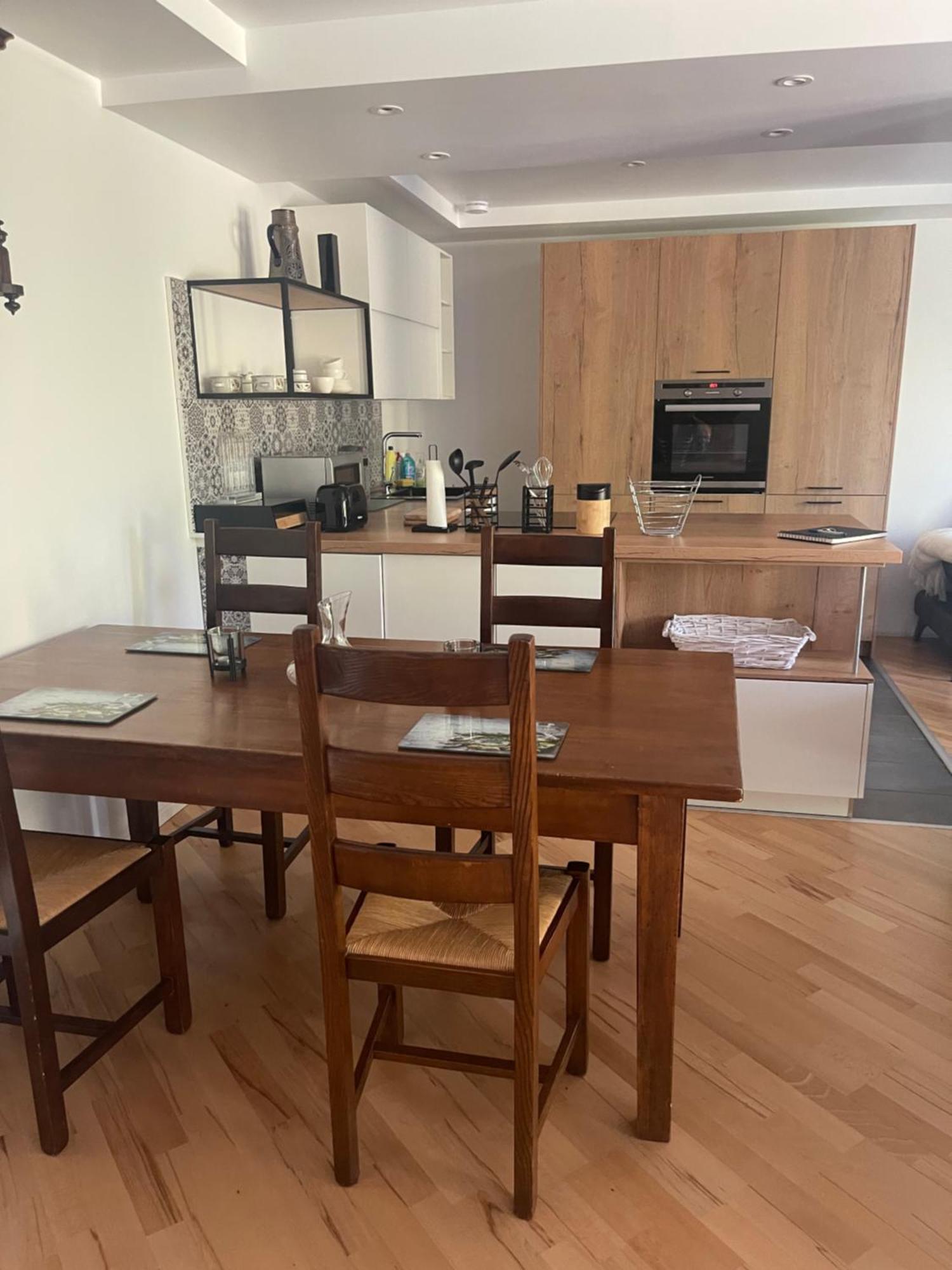 Moderne, Ruhige Ferienwohnung , Ideal Zum Abschalten Hadamar Luaran gambar